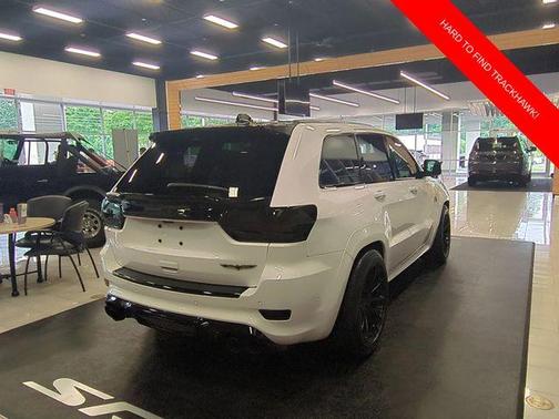 2021 Jeep Grand Cherokee Trackhawk