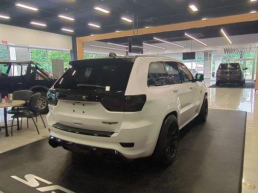 2021 Jeep Grand Cherokee Trackhawk