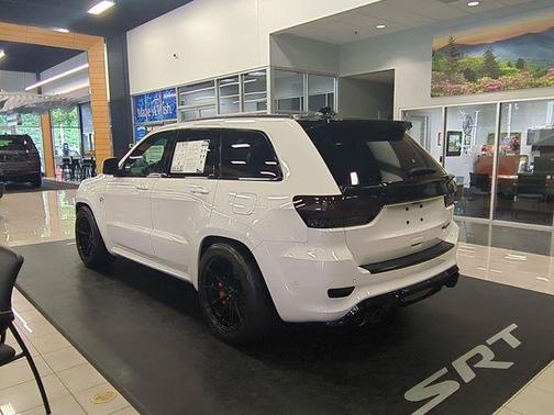 2021 Jeep Grand Cherokee Trackhawk