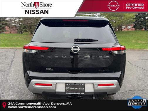 2024 Nissan Pathfinder SL