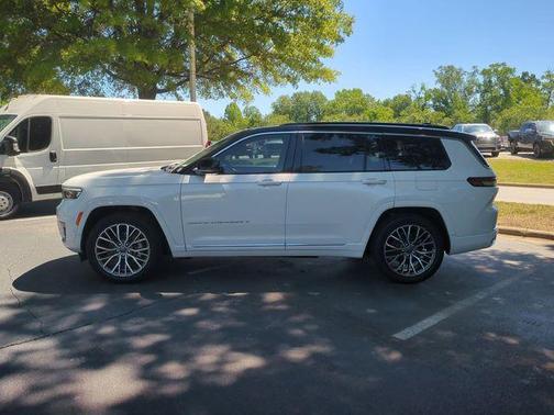 2025 Jeep Grand Cherokee L Summit