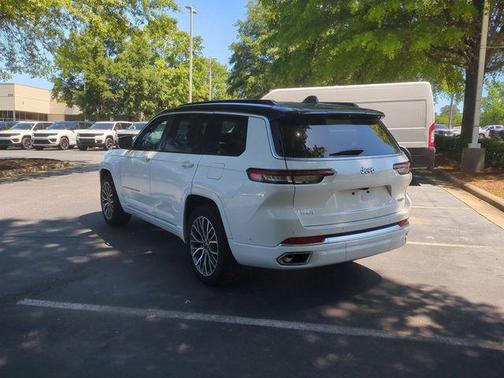 2025 Jeep Grand Cherokee L Summit