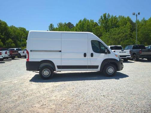 2025 RAM ProMaster 1500 Base