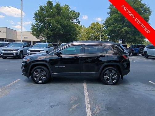 2022 Jeep Compass Latitude Lux