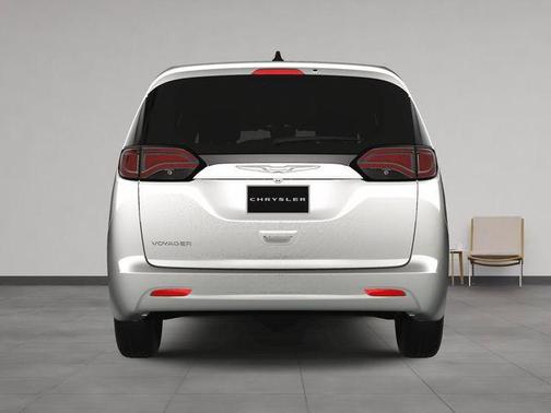 2025 Chrysler Voyager LX