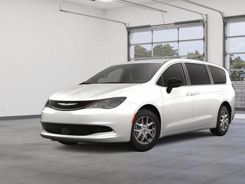 2025 Chrysler Voyager LX
