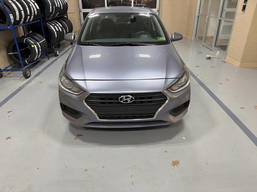 2020 Hyundai Accent SE