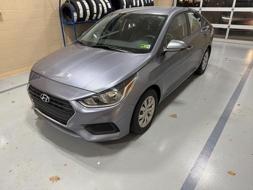 2020 Hyundai Accent SE