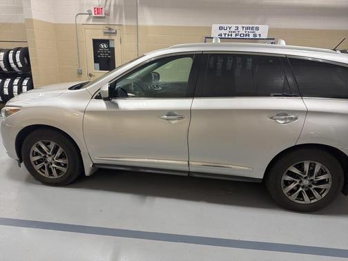 2013 INFINITI JX35 Base