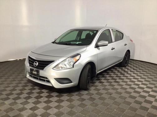 2019 Nissan Versa 1.6 S+