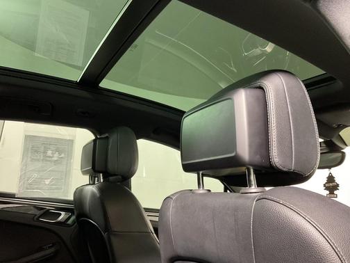 2018 Porsche Macan Base