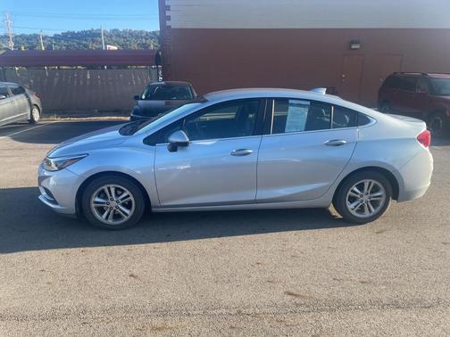 2017 Chevrolet Cruze LT