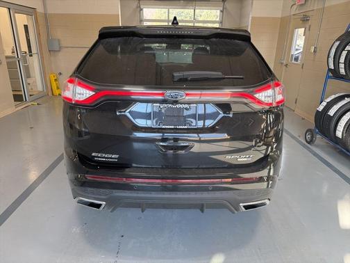2017 Ford Edge Sport