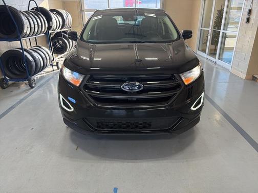 2017 Ford Edge Sport