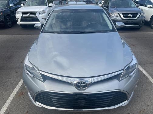 2016 Toyota Avalon XLE