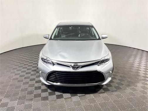 2016 Toyota Avalon XLE