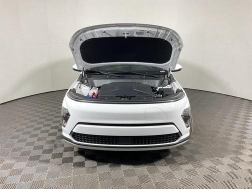 2025 Hyundai KONA EV SEL