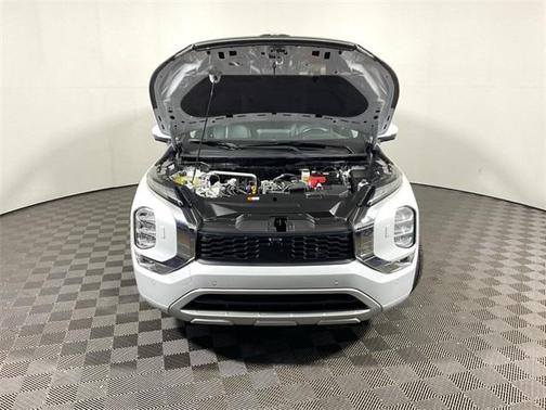 2023 Mitsubishi Outlander SEL