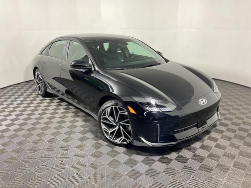 2025 Hyundai IONIQ 6 SEL