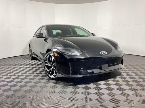 2025 Hyundai IONIQ 6 SEL