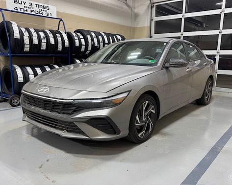 2025 Hyundai ELANTRA HEV SEL