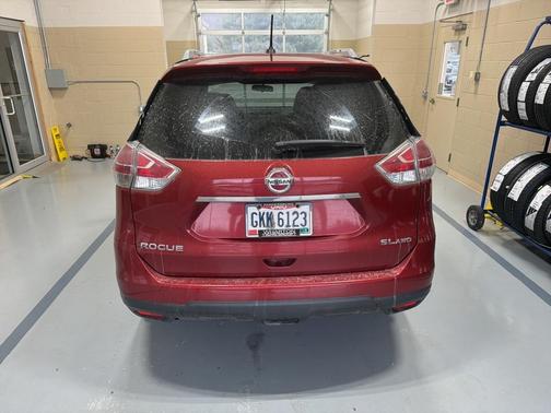 2015 Nissan Rogue SL