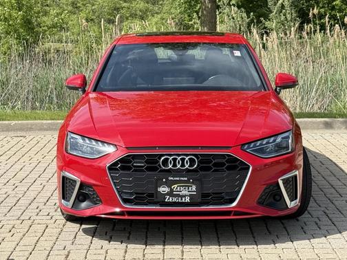 2023 Audi A4 45 S line Premium Plus