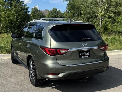 2016 INFINITI QX60 Base