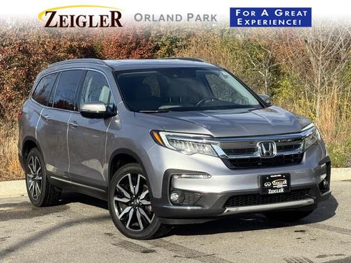 2022 Honda Pilot Touring 8-Passenger