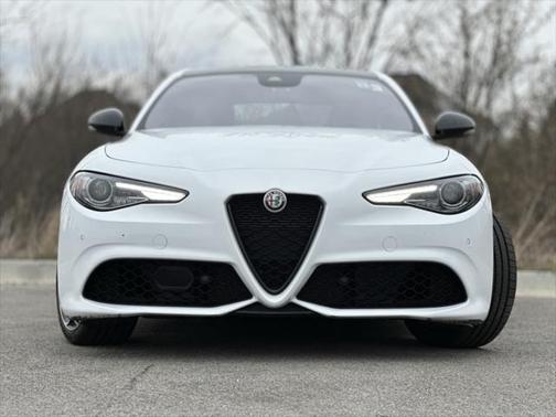 2023 Alfa Romeo Giulia Veloce AWD