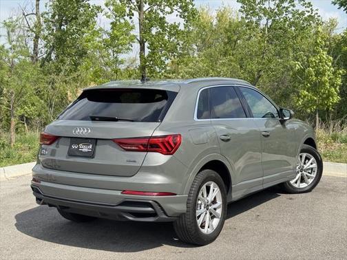2023 Audi Q3 S line Premium
