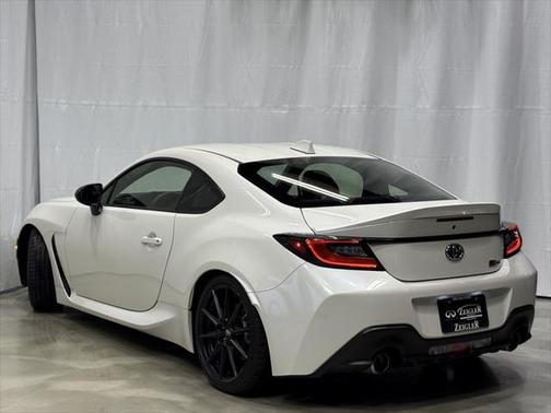 2023 Toyota GR86 Premium