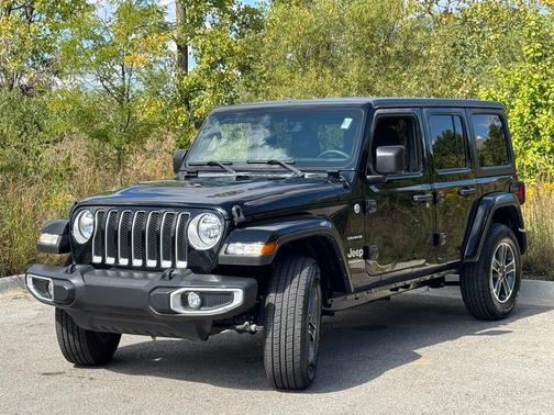 2023 Jeep Wrangler 4-Door Sahara 4x4