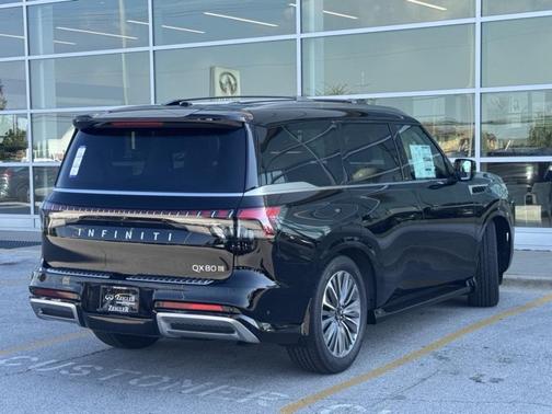 2026 INFINITI QX80 Luxe