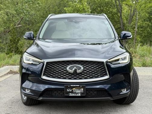 2022 INFINITI QX50 LUXE