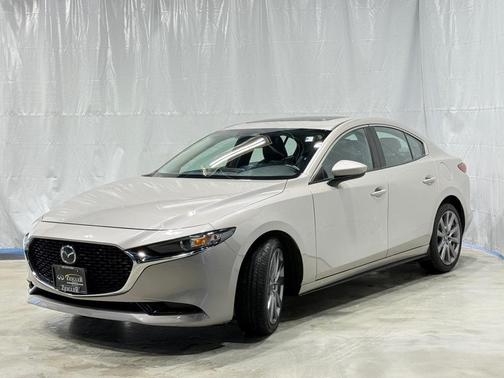 2024 Mazda Mazda3 FWD w/Preferred Package