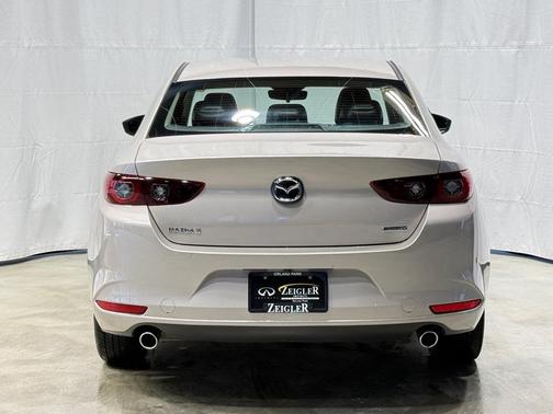 2024 Mazda Mazda3 FWD w/Preferred Package