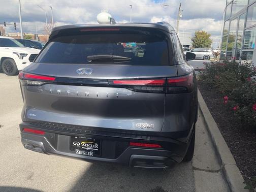 2023 INFINITI QX60 SENSORY
