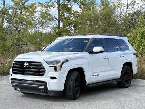 2024 Toyota Sequoia SR5