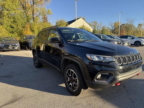 2024 Jeep Compass Trailhawk
