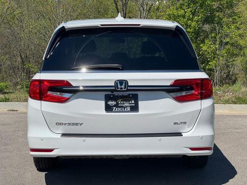 2024 Honda Odyssey Elite