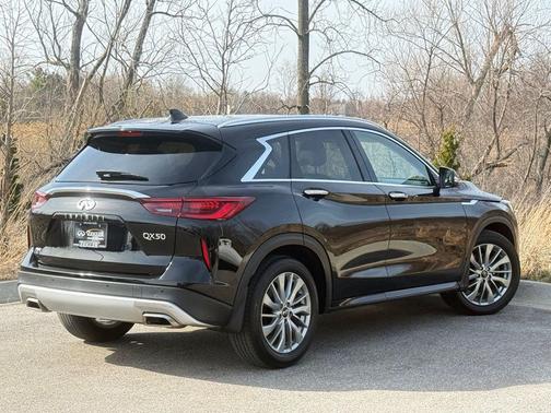 Black Obsidian 2023 INFINITI QX50 LUXE AWD