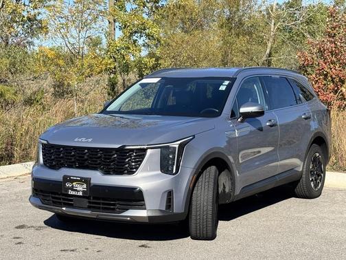 2024 Kia Sorento S
