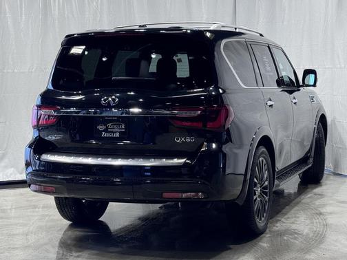 2024 INFINITI QX80 SENSORY AWD