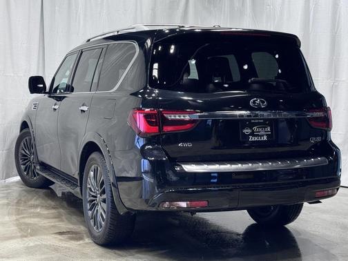 2024 INFINITI QX80 SENSORY AWD
