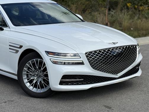 2024 Genesis G80 2.5T AWD