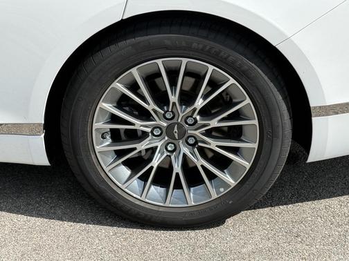 2024 Genesis G80 2.5T AWD
