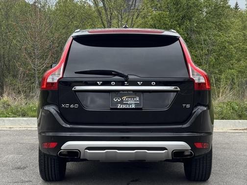 2017 Volvo XC60 T5 Dynamic