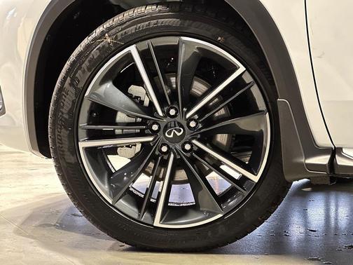 2025 INFINITI QX50 Sport AWD