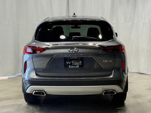 2025 INFINITI QX50 Pure AWD